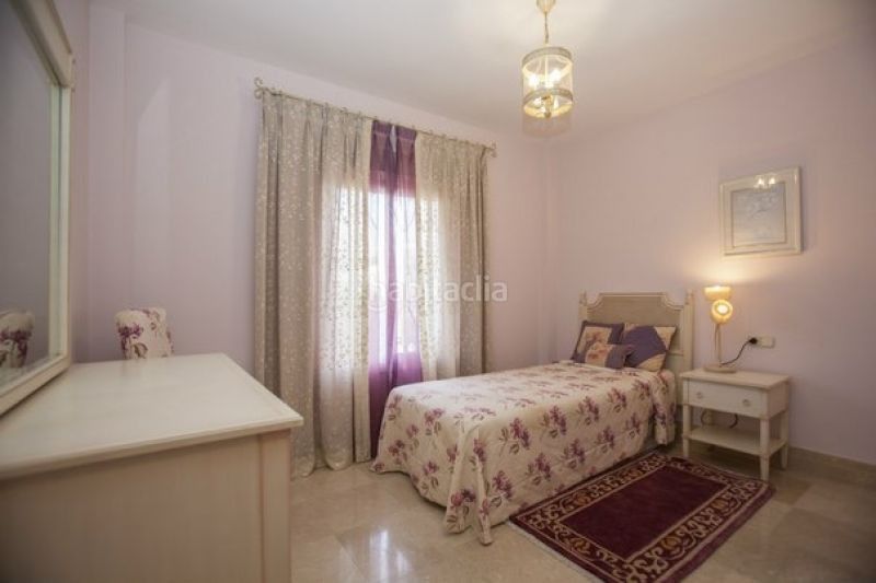 Foto 4f4a0532-1d3c-4153-b1bb-986af9403f6e. Casa amb aparcament piscina a Casco Antiguo Marbella