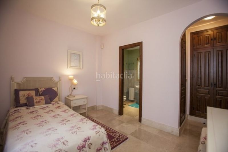Foto 8440b30b-8590-4848-b3c6-00ed05209990. Casa amb aparcament piscina a Casco Antiguo Marbella