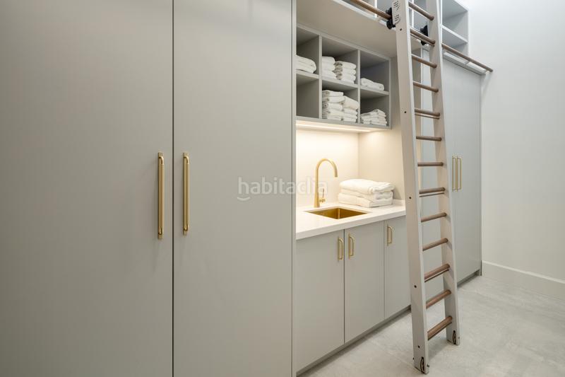 Foto 1479c316-ff45-4fb9-bdd3-fb64c5923f59. Casa amb aparcament piscina a Casco Antiguo Marbella