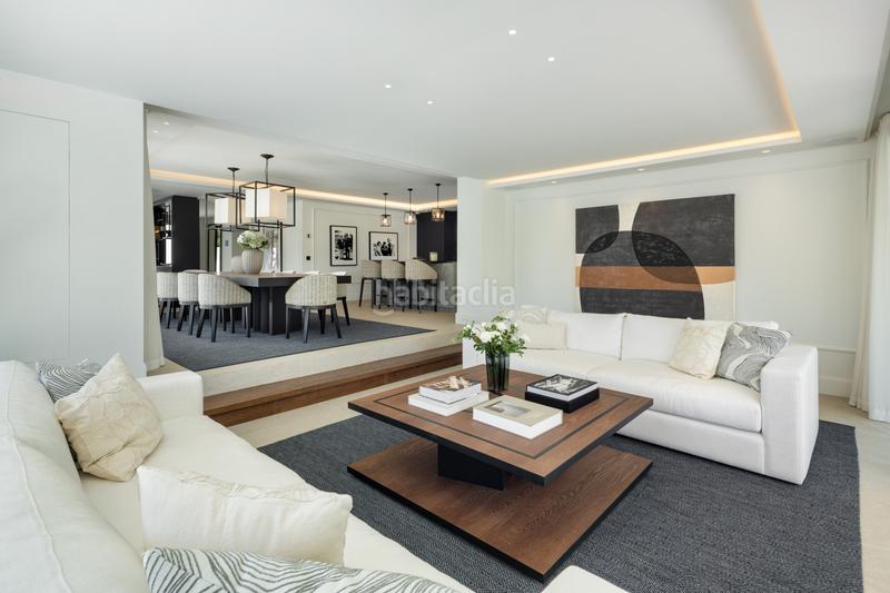 Foto 25d49053-65e0-49d4-a652-139ab51d9894. Casa amb aparcament piscina a Casco Antiguo Marbella