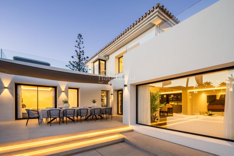 Foto 3ca1f8df-b13e-4176-baeb-19779bdae6b8. Casa amb aparcament piscina a Casco Antiguo Marbella