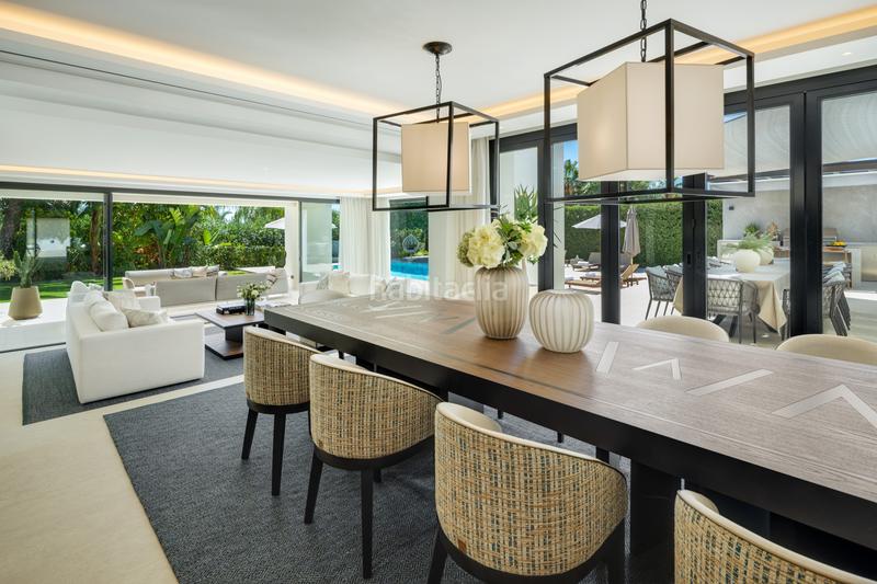 Foto d47ed5a7-e4cf-4539-880c-734e1b855fad. Casa amb aparcament piscina a Casco Antiguo Marbella