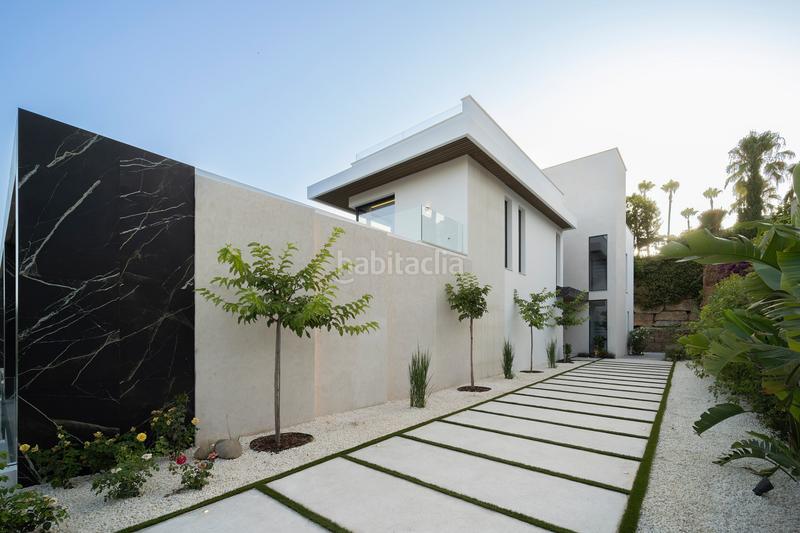 Foto 7d0d897e-c5b2-47da-be19-b2e6e40dcf59. Casa amb aparcament piscina a Centro Estepona