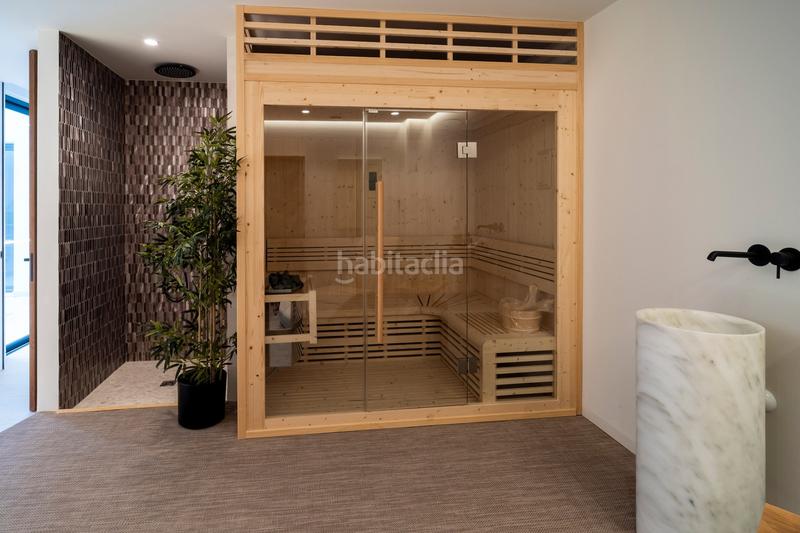 Foto 9f388f94-38a5-48d9-aec0-af642d9a3e2a. Casa amb aparcament piscina a Centro Estepona