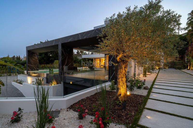 Foto ddb3a4d8-4642-4ee3-92f6-1e0abcbc71c5. Casa amb aparcament piscina a Centro Estepona