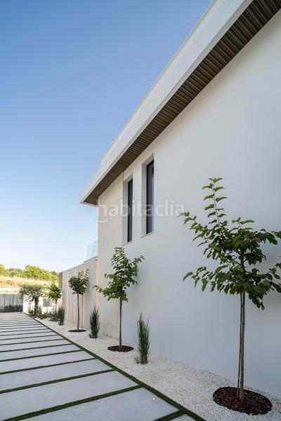 Foto ded6c225-f74a-4cb0-bc08-aa60e1a24f31. Casa amb aparcament piscina a Centro Estepona