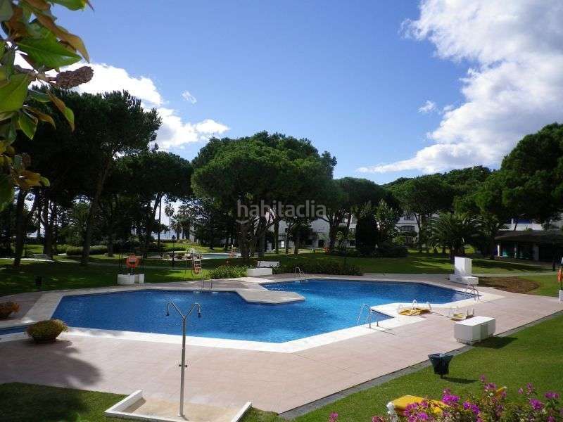 Foto 9b9b3e9b-6f9c-4157-928f-1dfde9ba99f6. Apartament amb piscina a Puerto Banús Marbella