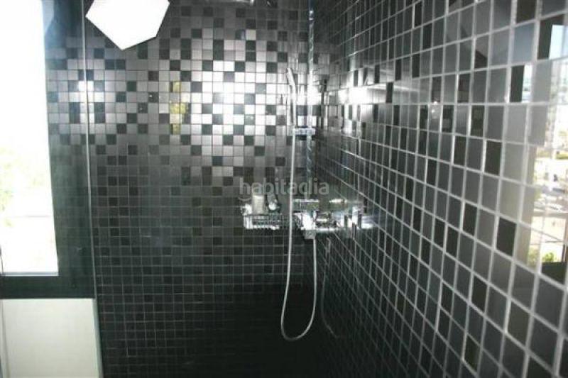 Foto 3b044b39-c0e2-463c-b44e-87cfb0526fb0. Apartament amb aparcament piscina a Puerto Banús Marbella