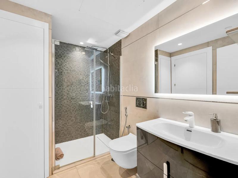 Foto 1855d820-dbfa-4ff3-9a0d-92aa64e1e549. Casa in amapolas las 446 in Nueva Andalucía centro Marbella