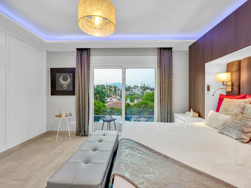 Foto 27ba436f-457b-4bd1-a1ef-a756fbd30e1e. Casa in amapolas las 446 in Nueva Andalucía centro Marbella