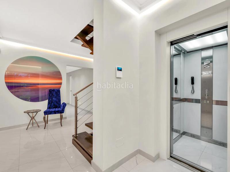 Foto c7a4364b-e473-43f9-9b98-1d0ec6b305f2. Casa in amapolas las 446 in Nueva Andalucía centro Marbella