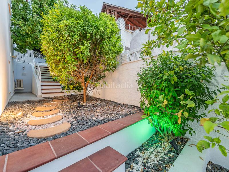 Foto e2aecd69-af95-4105-8a0d-88ba6de03c03. Casa in amapolas las 446 in Nueva Andalucía centro Marbella