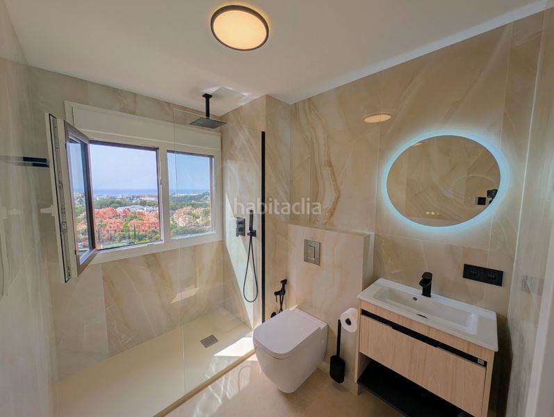Foto b2bc67d5-bed3-45cd-8f57-2b94418c9973. Àtic amb aparcament piscina a Casco Antiguo Marbella