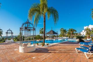 Apartamento en Casco Antiguo. Elegante apartamento en planta baja con jardín privado en nueva