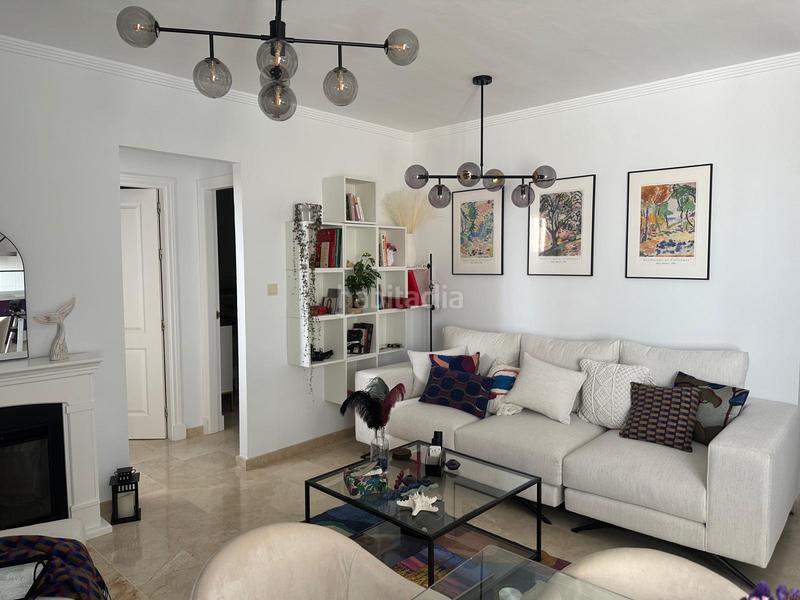 Foto 50c7c957-1968-48a4-81d9-fd745ddba6ce. Apartament amb aparcament piscina a El Faro de Calaburra - Chaparral Mijas