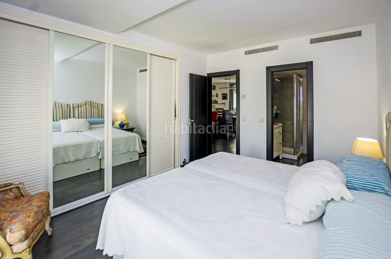 Foto f2d43677-f043-45b7-931b-110a13659f40. Àtic amb aparcament piscina a Casco Antiguo Marbella
