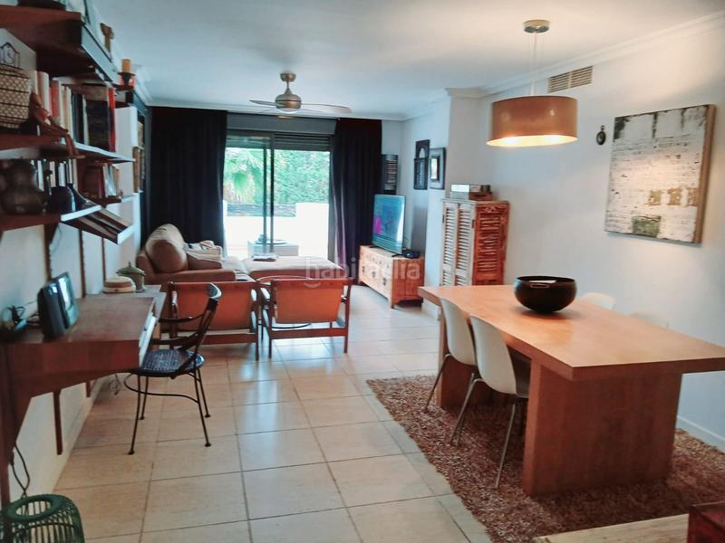 Foto bbfd0b1a-28d9-4b90-953d-1934052d4c98. Appartement avec parking piscine dans Centro Estepona