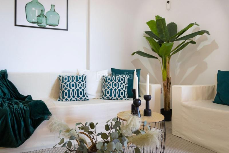 Foto 28f733bb-e081-4a7b-8b3f-8c22e4c621d2. Apartament amb aparcament piscina a puerto de Estepona Estepona