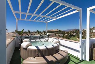 Appartement à La Quinta. Apartamento de lujo con jacuzzi en la terraza al noroeste de mar