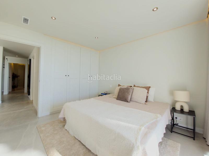 Foto 785bd20c-bd6a-483f-a6aa-a7e7f4c89a20. Apartament amb calefacció aparcament piscina a El Faro de Calaburra - Chaparral Mijas