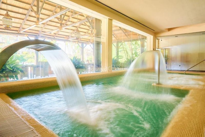 Foto d53640fa-4b14-4e02-b80e-684764e56520. Apartament amb calefacció aparcament piscina a Benahavís pueblo Benahavís