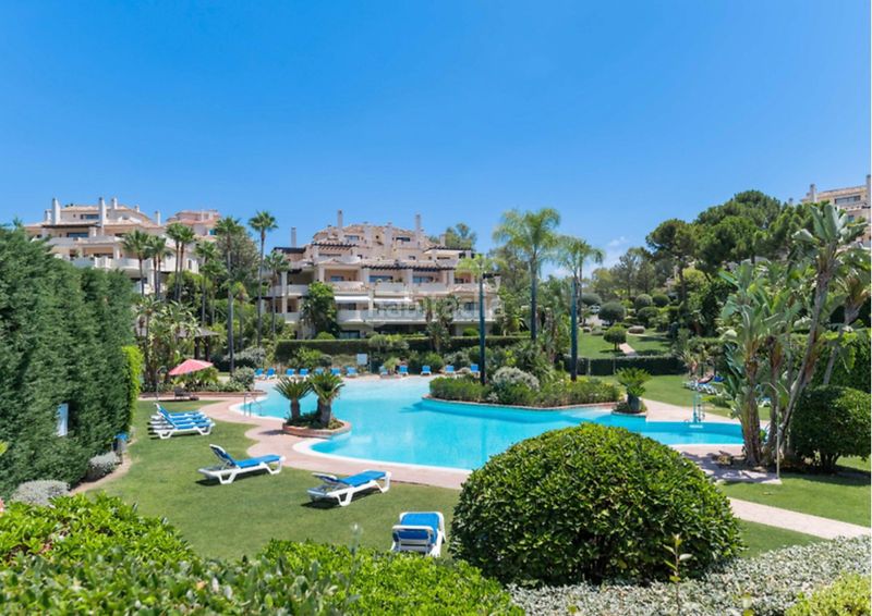 Foto f32969af-915a-4c7d-bec9-635c643898f4. Apartament amb calefacció aparcament piscina a Benahavís pueblo Benahavís