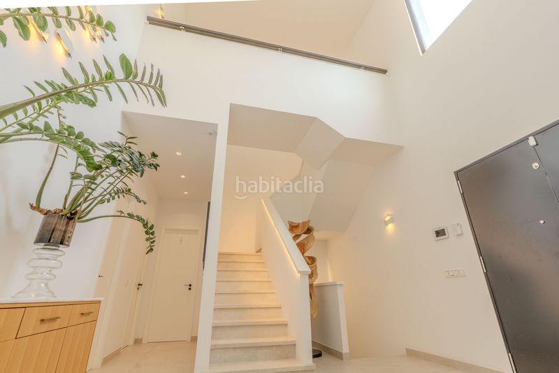 Foto 1636b3ae-99cc-425d-951d-32108902511c. Casa amb calefacció aparcament piscina a Sierra Blanca Marbella