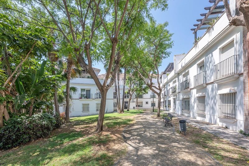 Foto 3a5d05f8-52cf-4ff2-b626-8c077c81693a. Apartament amb calefacció aparcament a Centro Estepona