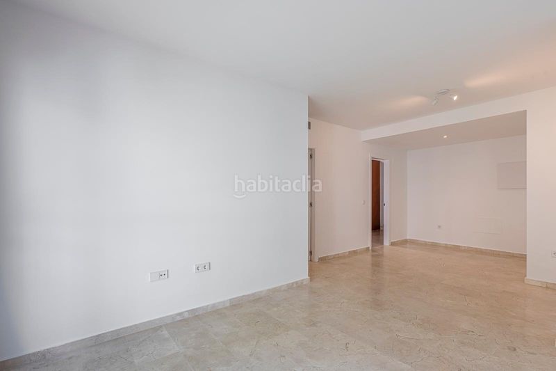 Foto 5022e63d-c99a-489c-a8c8-09b6391fedcd. Apartament amb calefacció aparcament a Centro Estepona