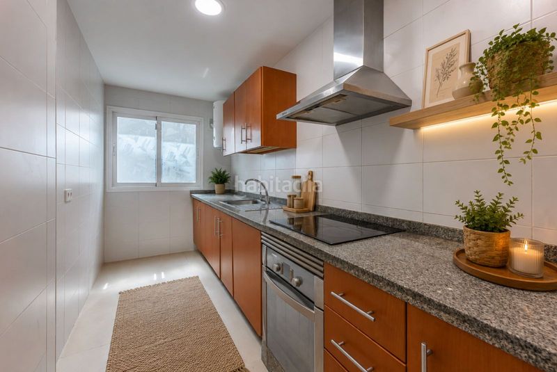 Foto 7613d741-3212-4fc8-9499-184966b019fc. Apartament amb calefacció aparcament a Centro Estepona