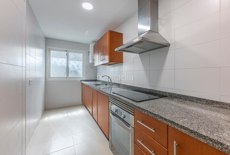 Foto 9be061db-a206-4808-b02a-1cf6e033c9c4. Apartament amb calefacció aparcament a Centro Estepona