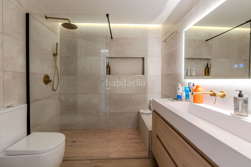 Foto 62b3cd69-beeb-4f52-b04c-9390c00a611c. Apartament amb calefacció aparcament piscina a Puerto Banús Marbella