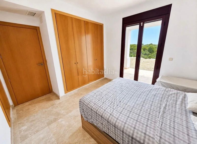 Foto 1844413f-b203-4e86-81a4-6116972450e7. Casa amb calefacció aparcament piscina a Casares pueblo Casares
