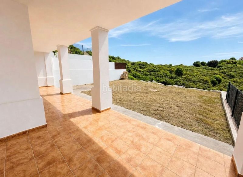 Foto c5c6477a-a532-4385-8536-7fce6a3b6fb4. Casa amb calefacció aparcament piscina a Casares pueblo Casares