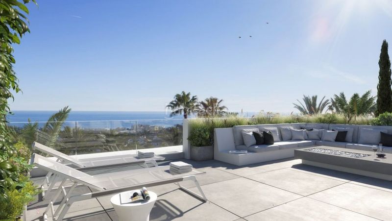 Foto cf6fc6d2-26c5-427b-ad88-addb6f65e33f. Casa amb aparcament piscina a Casco Antiguo Marbella