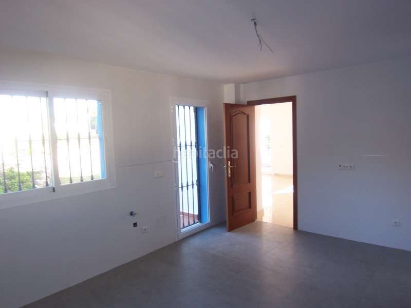 Foto 52109417-9032-4725-a945-71f165945a67. Casa amb piscina a Casco Antiguo Marbella