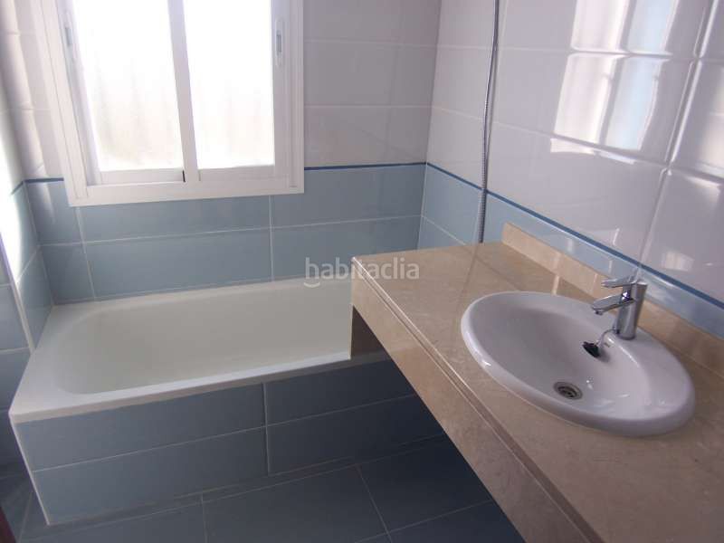 Foto 7b648c15-11b3-46fb-982b-12b96c3e2664. Casa amb piscina a Casco Antiguo Marbella