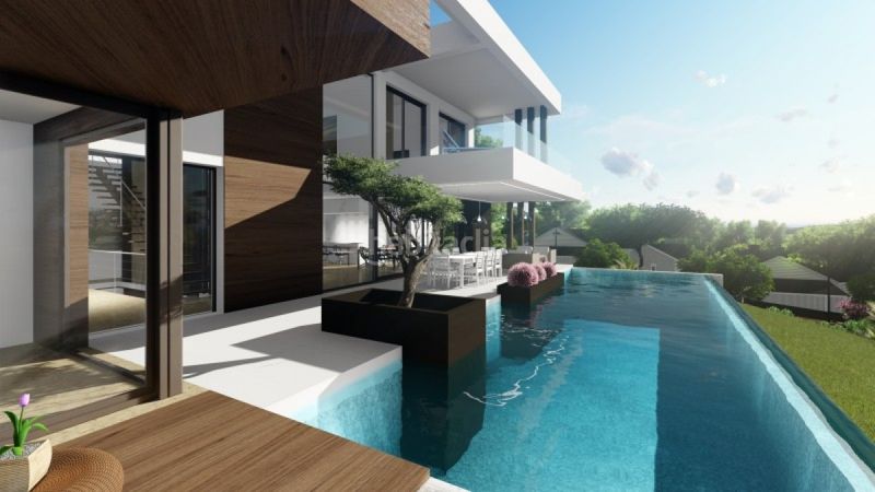 Foto 19df7569-212c-42f6-8869-85bd548b2014. Casa amb aparcament piscina a Casco Antiguo Marbella