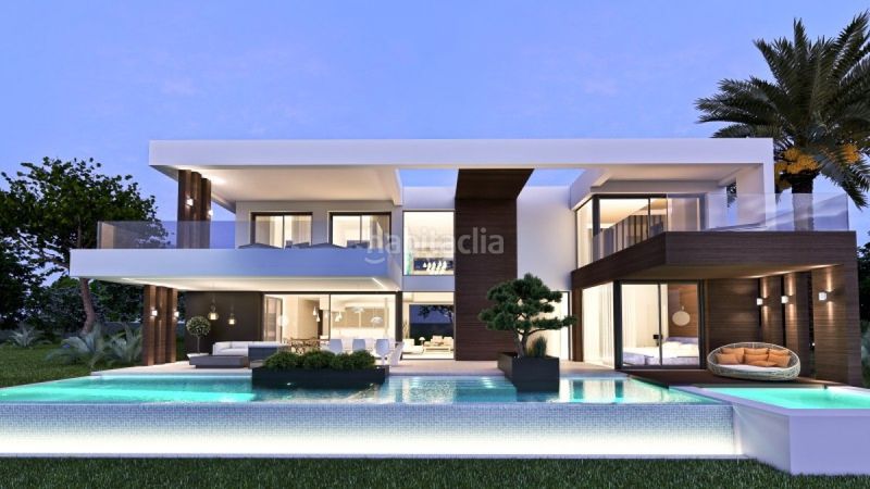 Foto 75373e00-f72f-4f23-bd00-57472eff20e2. Casa amb aparcament piscina a Casco Antiguo Marbella
