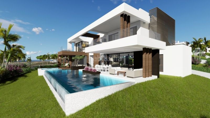 Foto f45b960b-fc29-4a66-aba6-1b9f1f9e4cd1. Casa amb aparcament piscina a Casco Antiguo Marbella