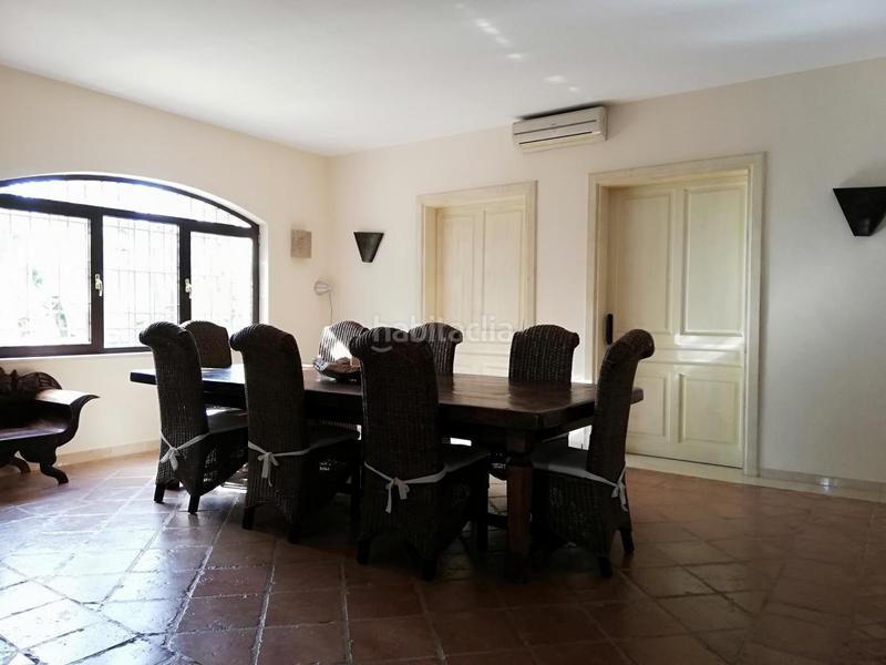 Foto 1e9b762b-386e-4457-a5e4-6474bdc5dd5d. Casa villa en venta en benalmadena en Centro Benalmádena