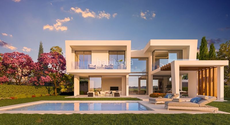 Foto 07b9c46b-d97e-4090-9d3b-deed59af1484. Casa amb piscina a Casco Antiguo Marbella