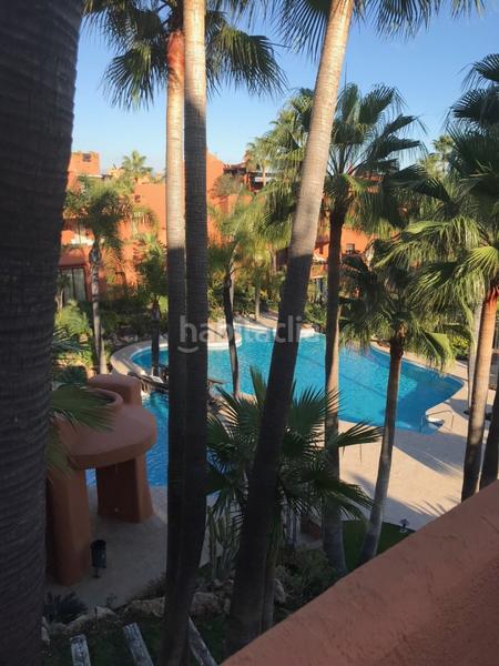 Foto 26562007-766e-41c7-a2ce-748dd12fe74f. Attique avec chauffage parking piscine dans Puerto Banús Marbella