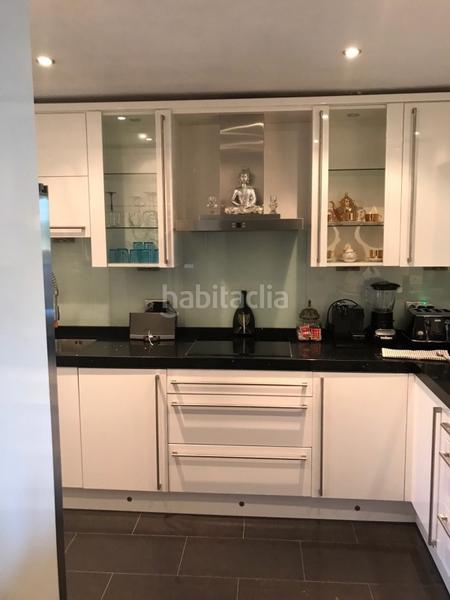 Foto 2676d1b1-e9eb-4037-aa24-8680bb72495a. Attique avec chauffage parking piscine dans Puerto Banús Marbella