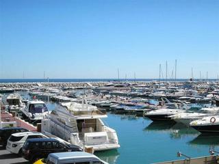 Appartement à Puerto Banús. Apartamento en venta en marbella  puerto banus, marbella