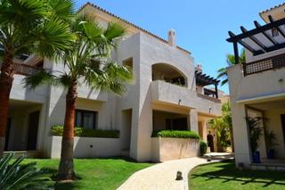 Appartement à Puerto Banús. Apartamento en venta en marbella  puerto banus, marbella