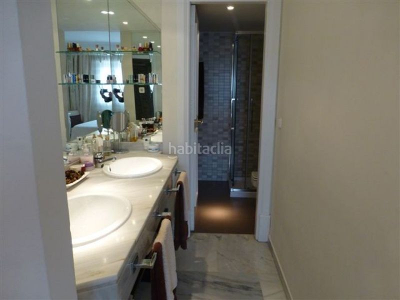 Foto 81c91d63-7a2b-47ed-bffc-91ef765051b5. Apartament amb calefacció aparcament piscina a Nueva Andalucía centro Marbella