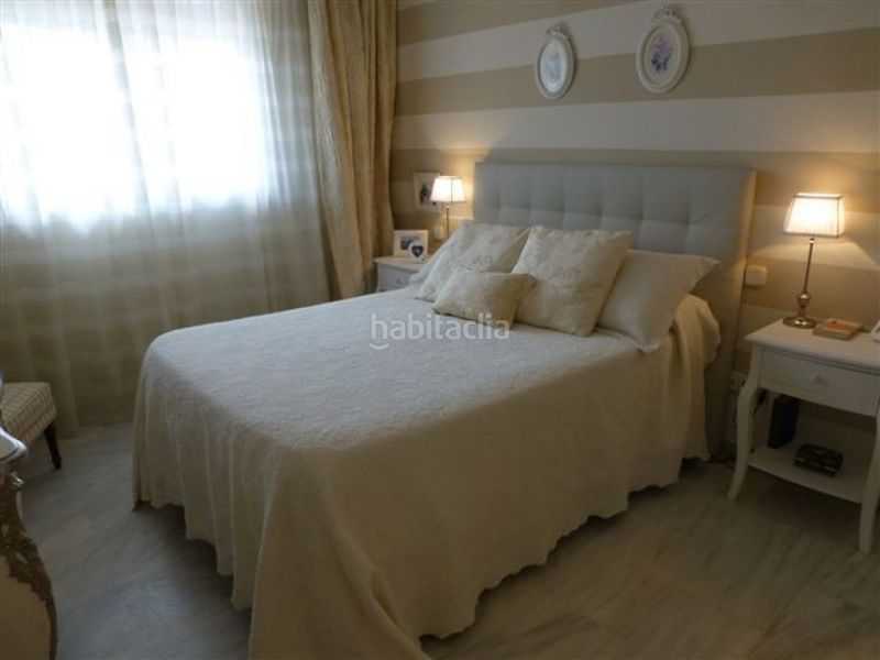 Foto f57fcb71-f1c6-47c3-bfd2-fdacec2d5476. Apartament amb calefacció aparcament piscina a Nueva Andalucía centro Marbella