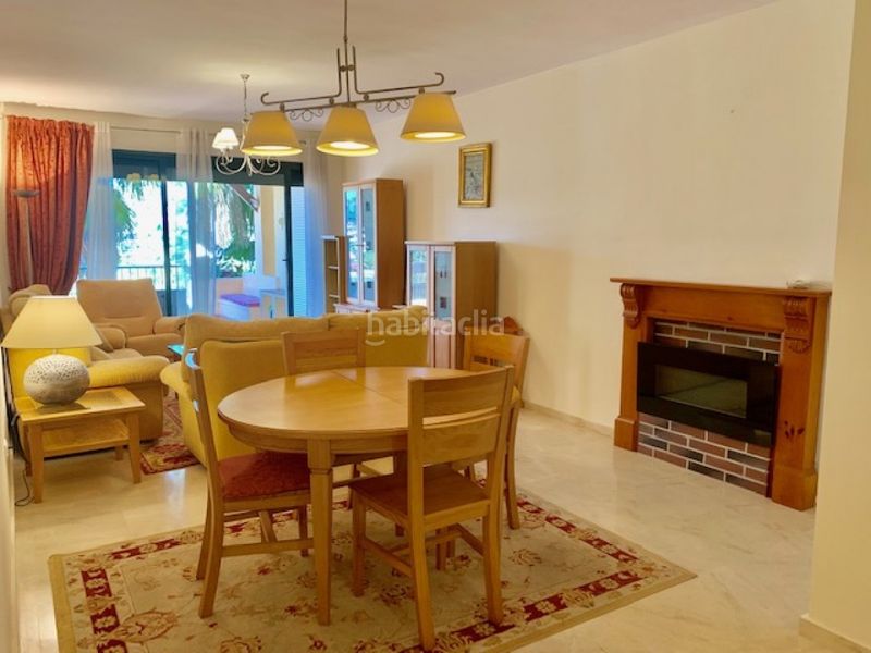 Foto dea176ad-f71a-46e1-ae95-8288b47330b1. Apartament amb aparcament piscina a Centro Estepona
