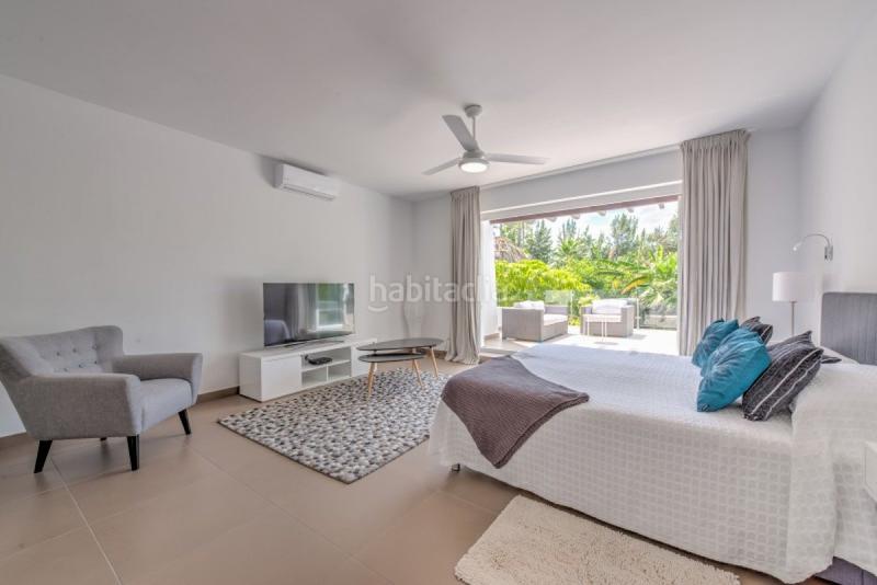 Foto 39b530e6-253f-4789-b25e-55b6c83049e3. Casa amb aparcament piscina a Casco Antiguo Marbella